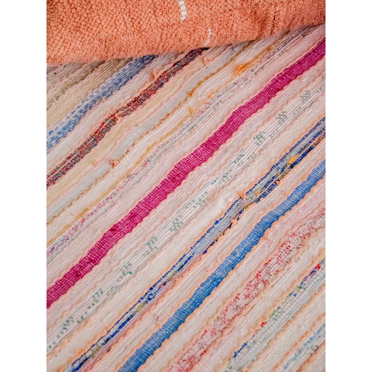 Tapis à petites rayures colorées Olivier N°127 - Bon état multicolore, DEBONGOUT