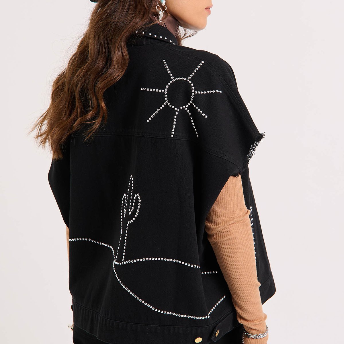 Veste sans manches à motifs perles ROWEN noir, WILD