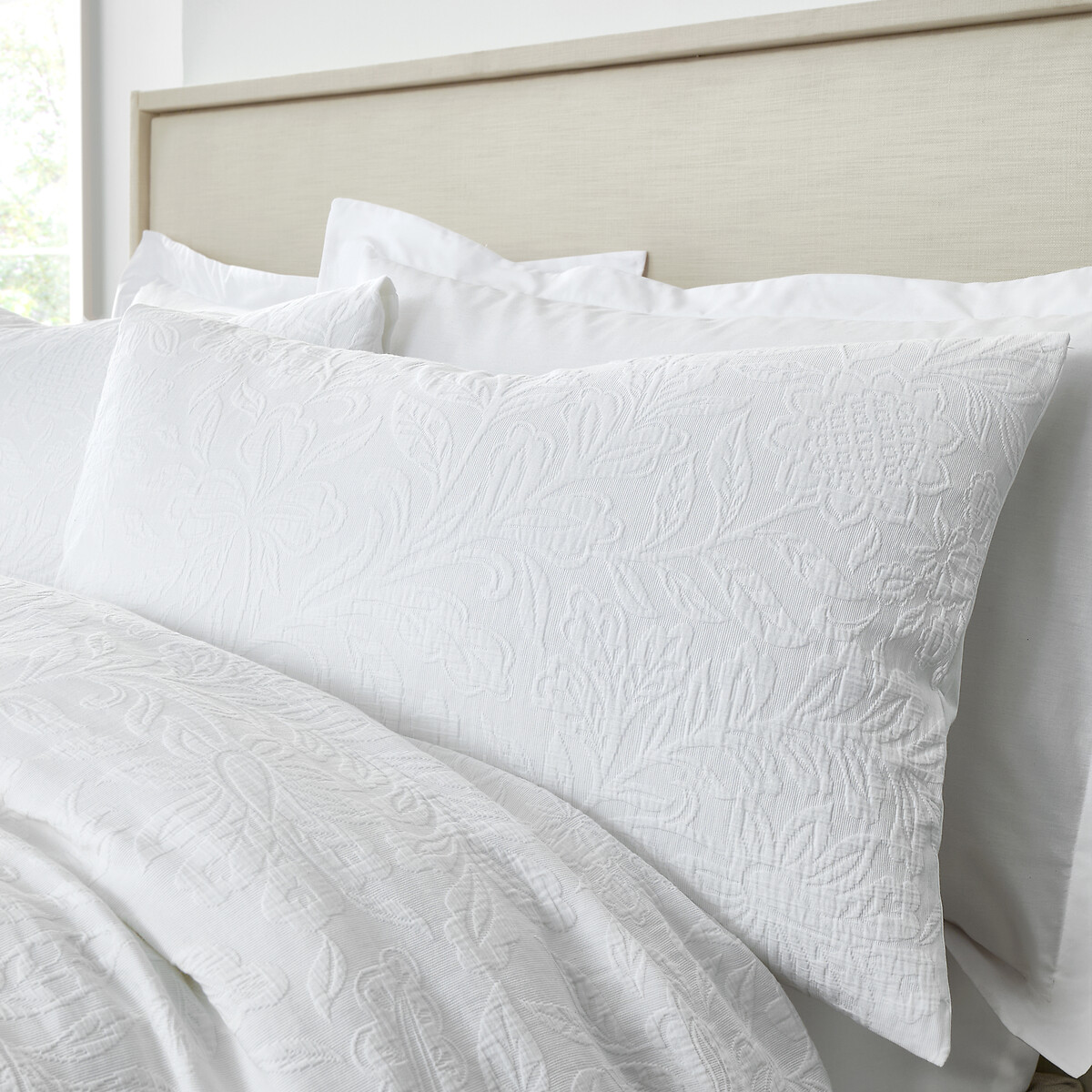 Fleur Matelassé Jacquard 200 Thread Count Cotton Duvet Cover and Pillow white, BIANCA FINE LINENS