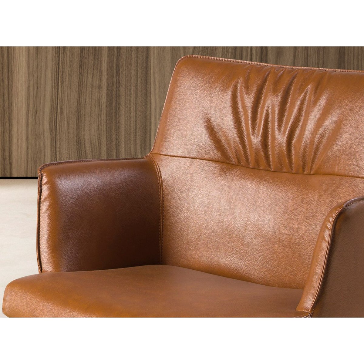 Chaise pivotante en simili cuir brun cognac | noir, ANGEL CERDA