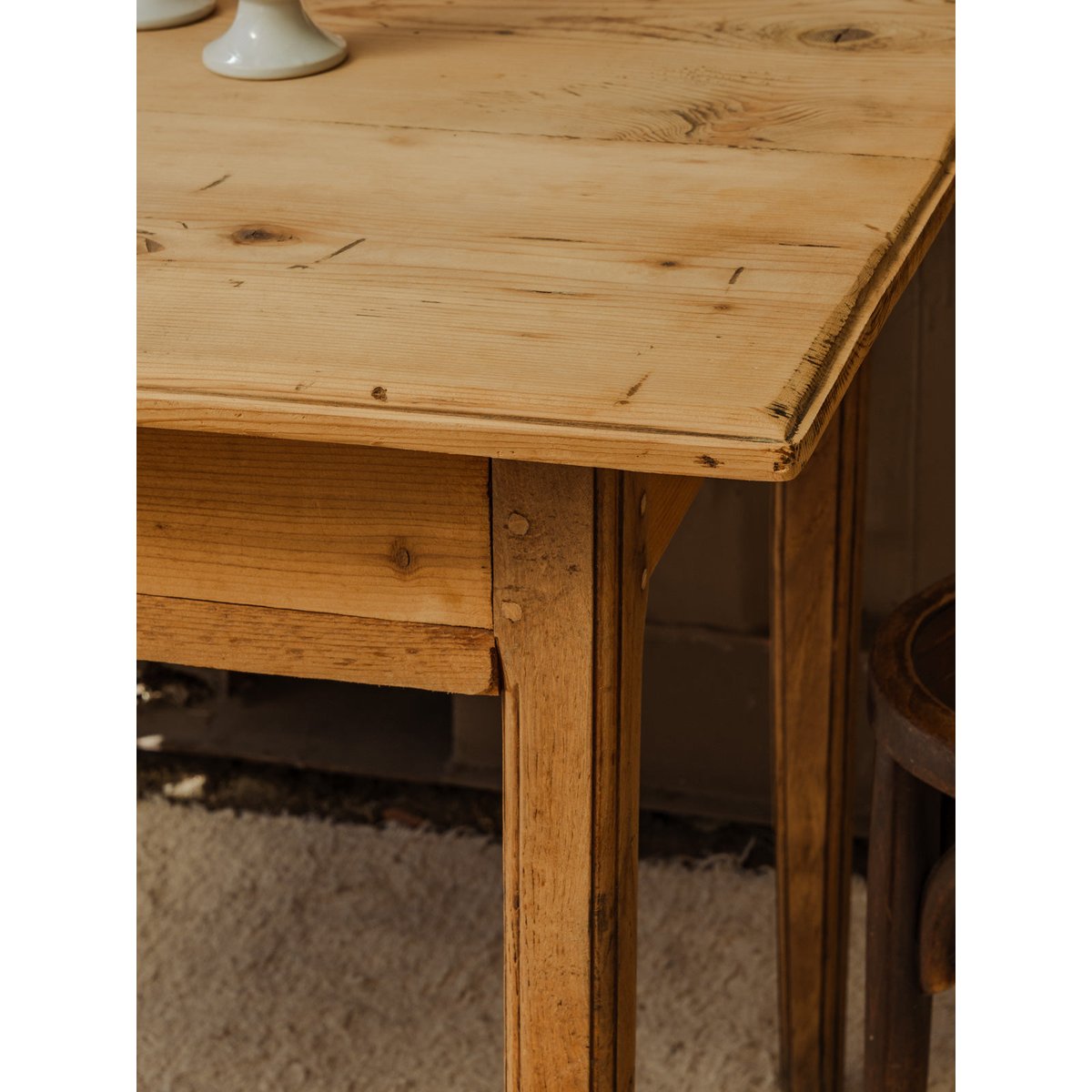 Table à manger de ferme en bois Romy N°1440 - Bon état bois clair, DEBONGOUT