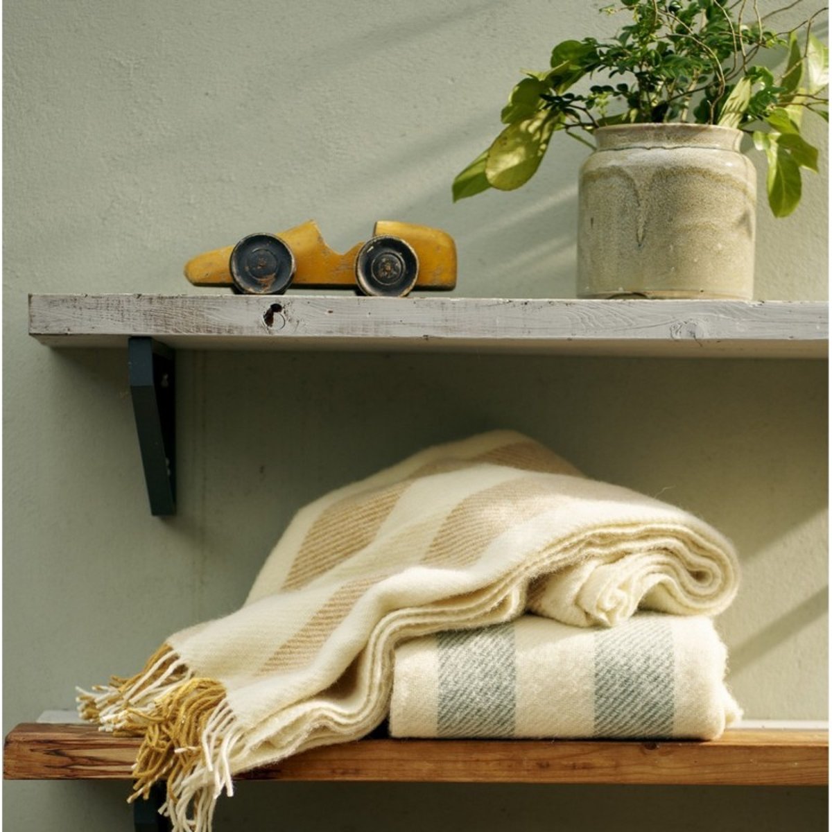 Plaid laine rayé GOTLAND VERTICAL beige, KLIPPAN