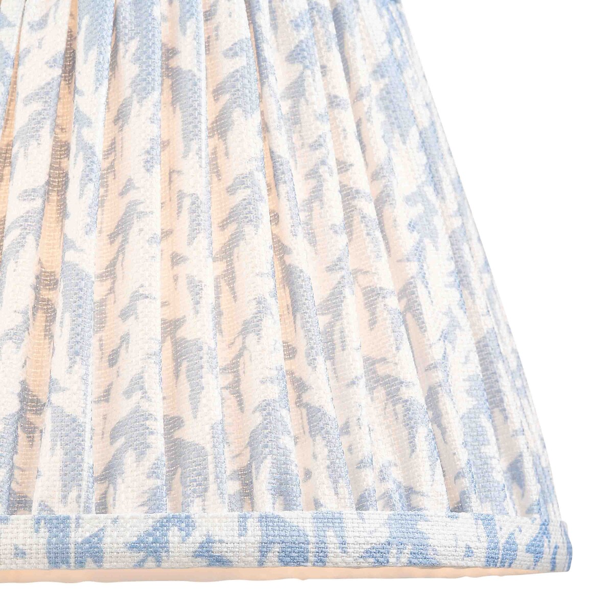 20cm Leaf Patterned Light Shade in Pleated Fabric blue, ÉDITÉ