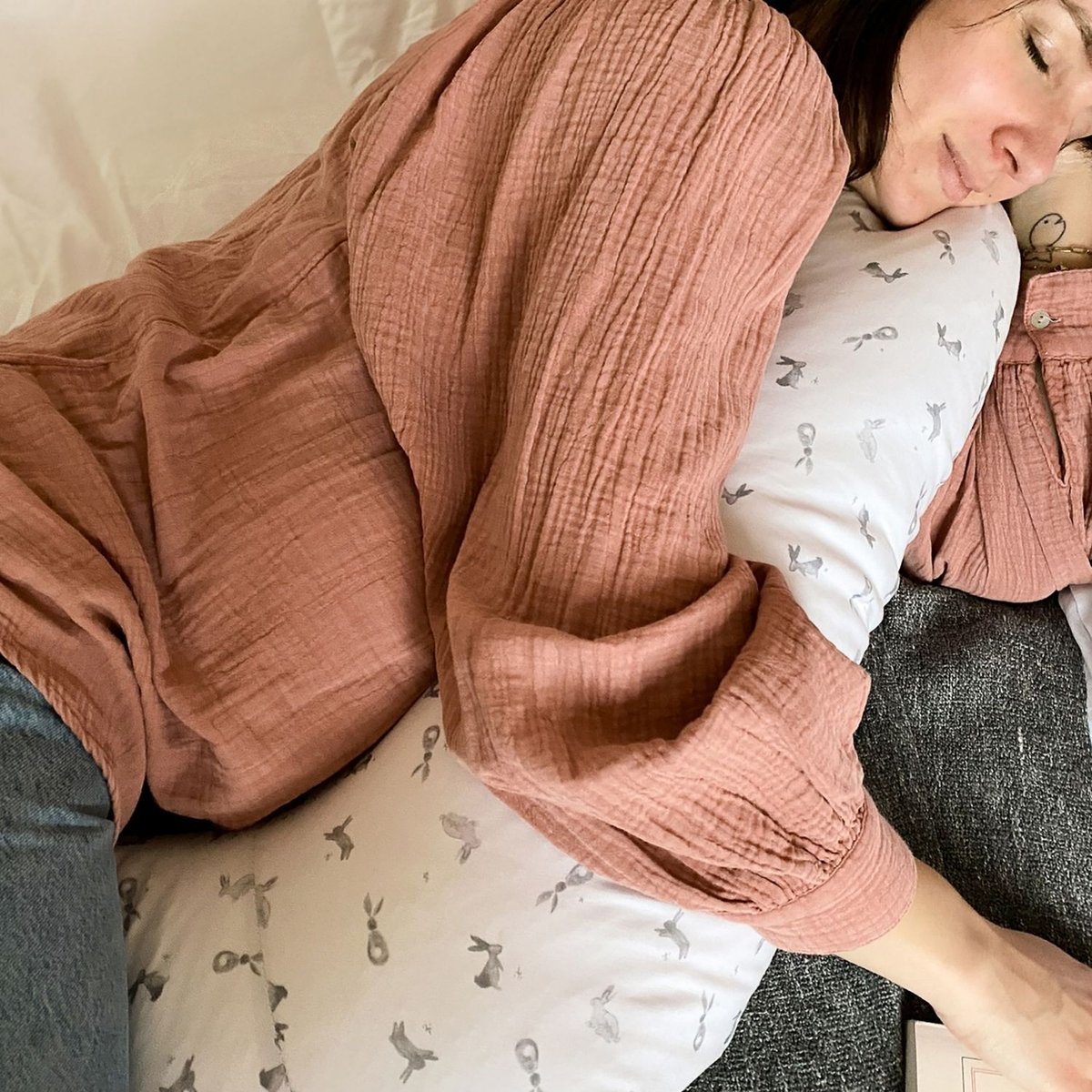 Coussin de maternité blanc, gris, CANDIDE