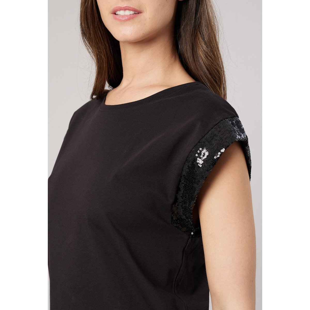 T-shirt regular femme en 100% coton détails sequins CARMELIA black, DEELUXE