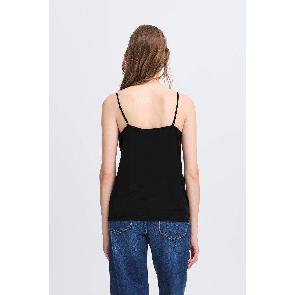Sleeveless top noir, ICHI