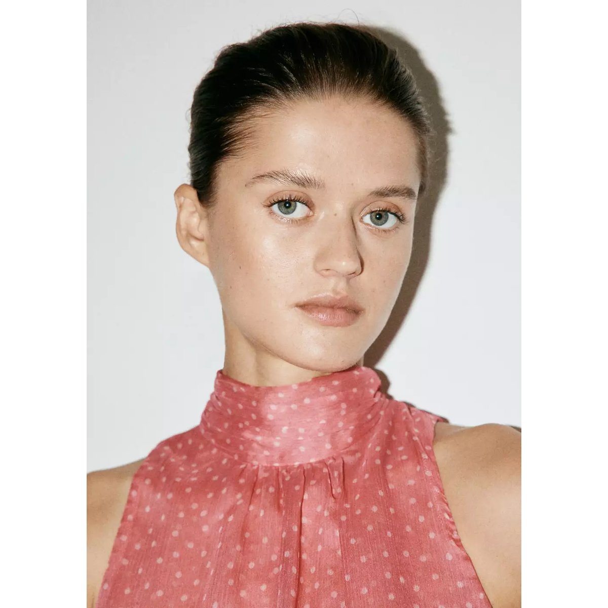 Blouse à pois détail nœud rose pâle, MANGO