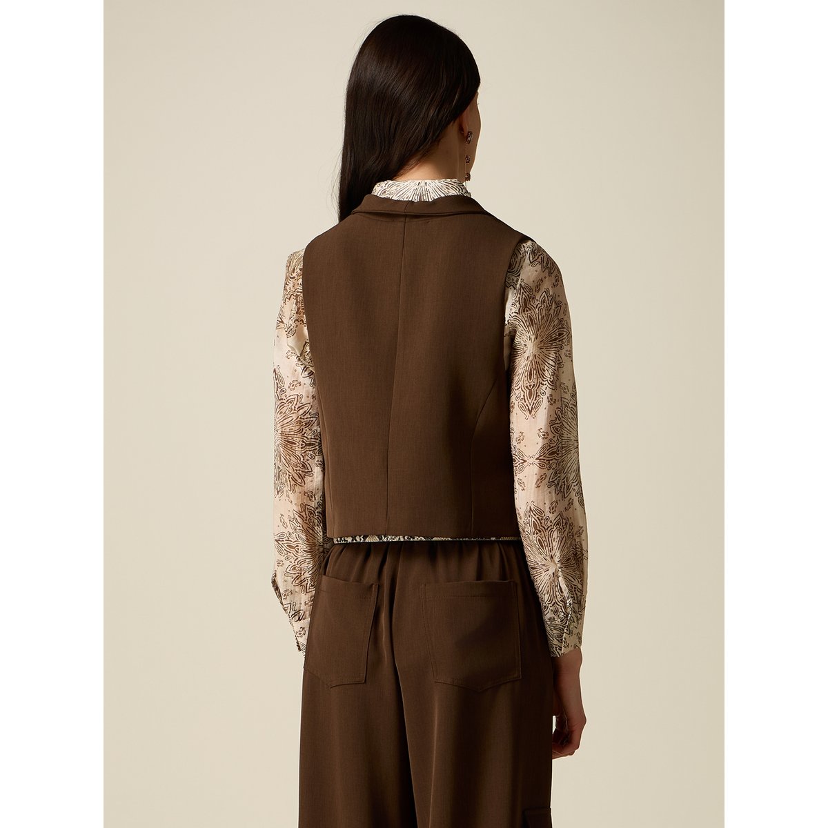 Gilet court sur mesure marron, OLTRE
