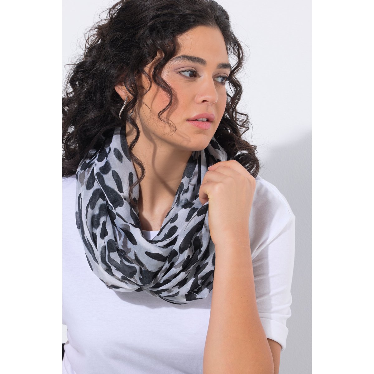 Foulard tubulaire, motif léopard blanc neige, ULLA POPKEN