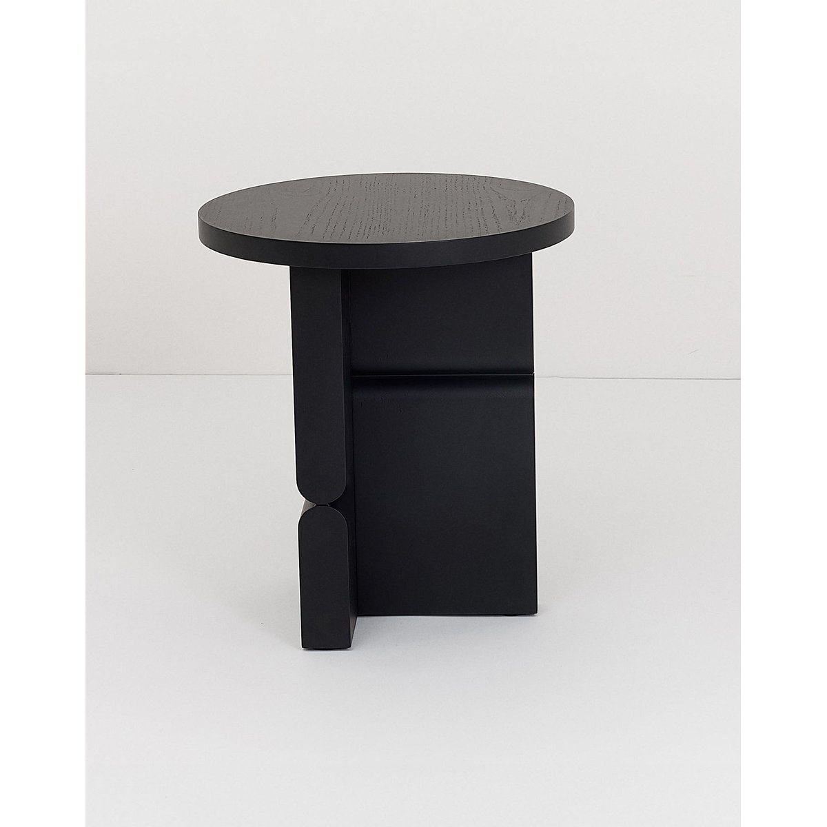 Tabouret et table d'appoint en bois peint noon noir, NOBODINOZ