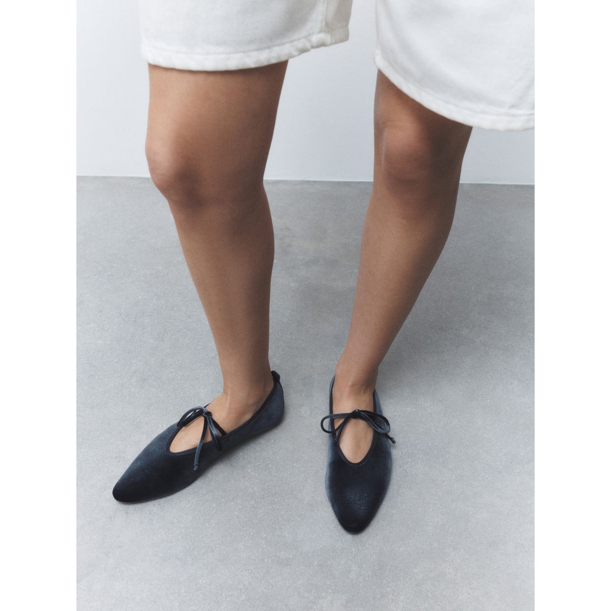 Babies en velours à nouer forever comfort® gris, NEXT