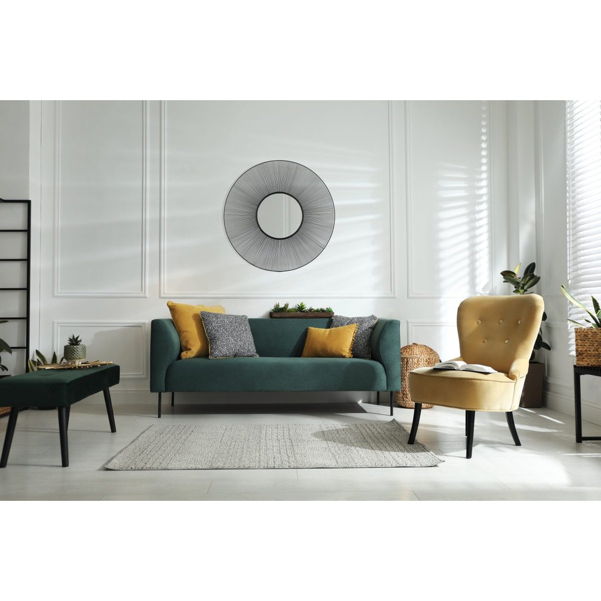 Miroir design en métal rond, MANIKA noir, BOITE A DESIGN