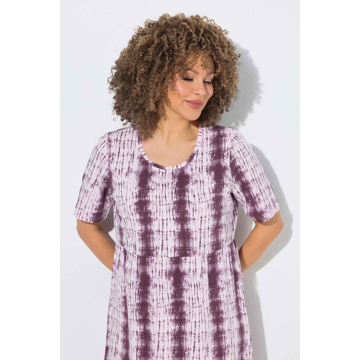 Robe midi avec rayures esprit batik brun nougat, ULLA POPKEN