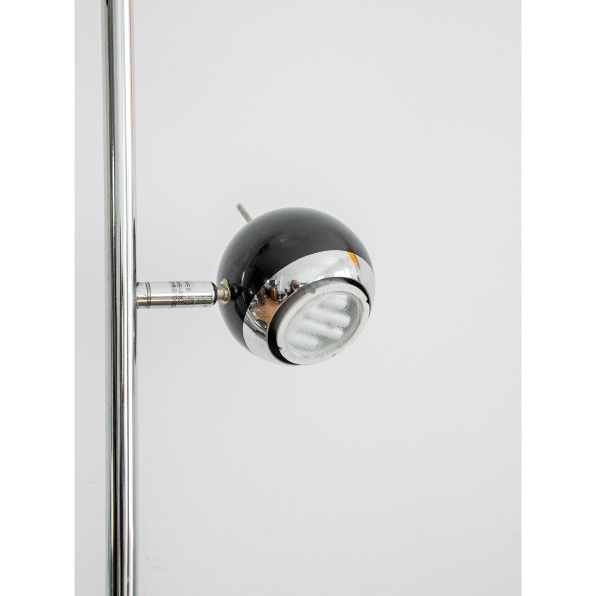 Lampadaire à trois globes Julien N°371 - Bon état noir, DEBONGOUT