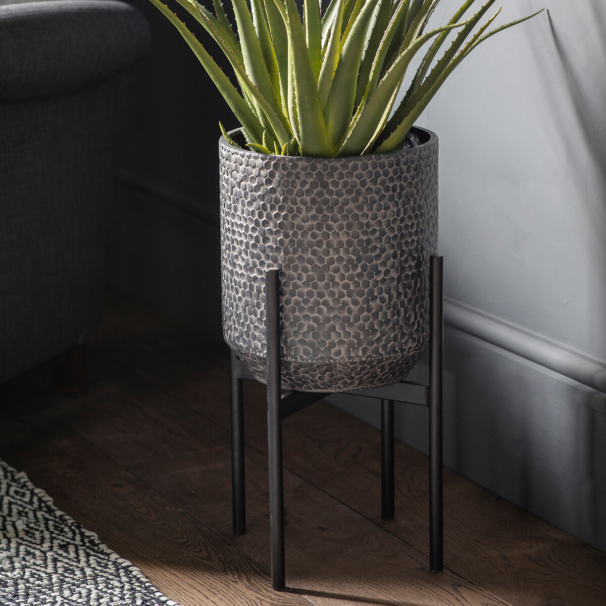 51cm Lebo Metal Planter black, ÉDITÉ