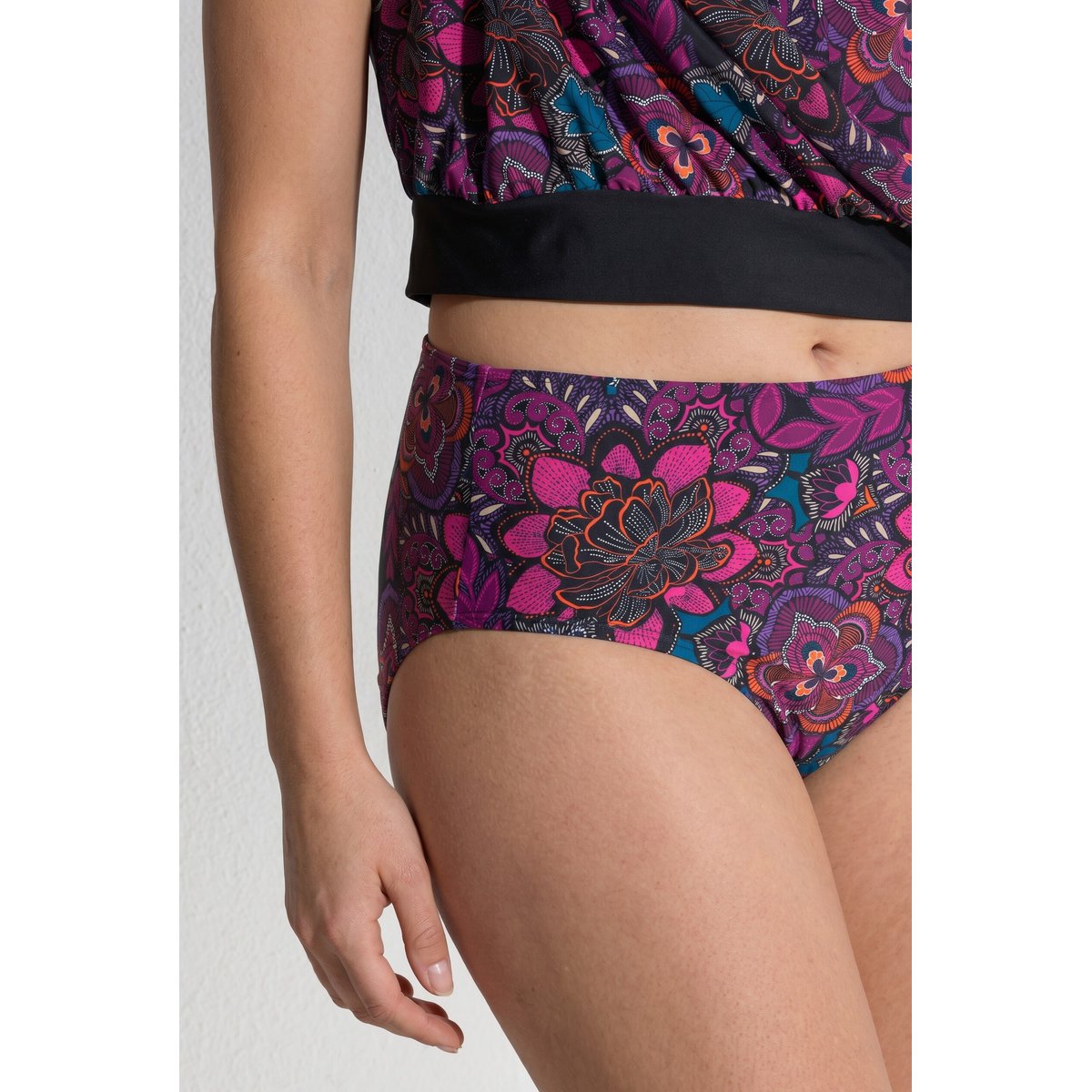 Tankini avec motif, bretelles réglables noir, ULLA POPKEN