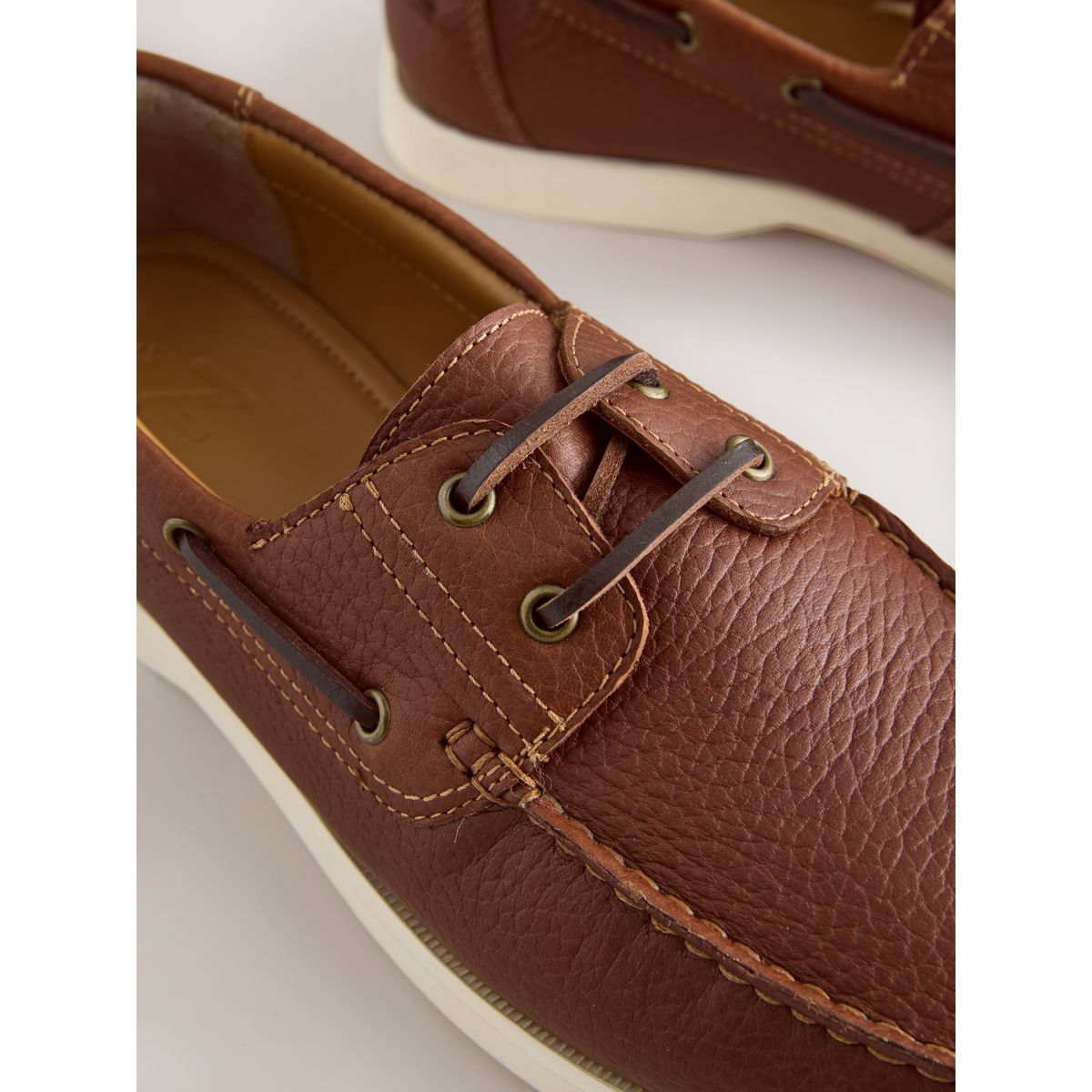 Chaussures bateau en cuir n.premium marron fauve, NEXT
