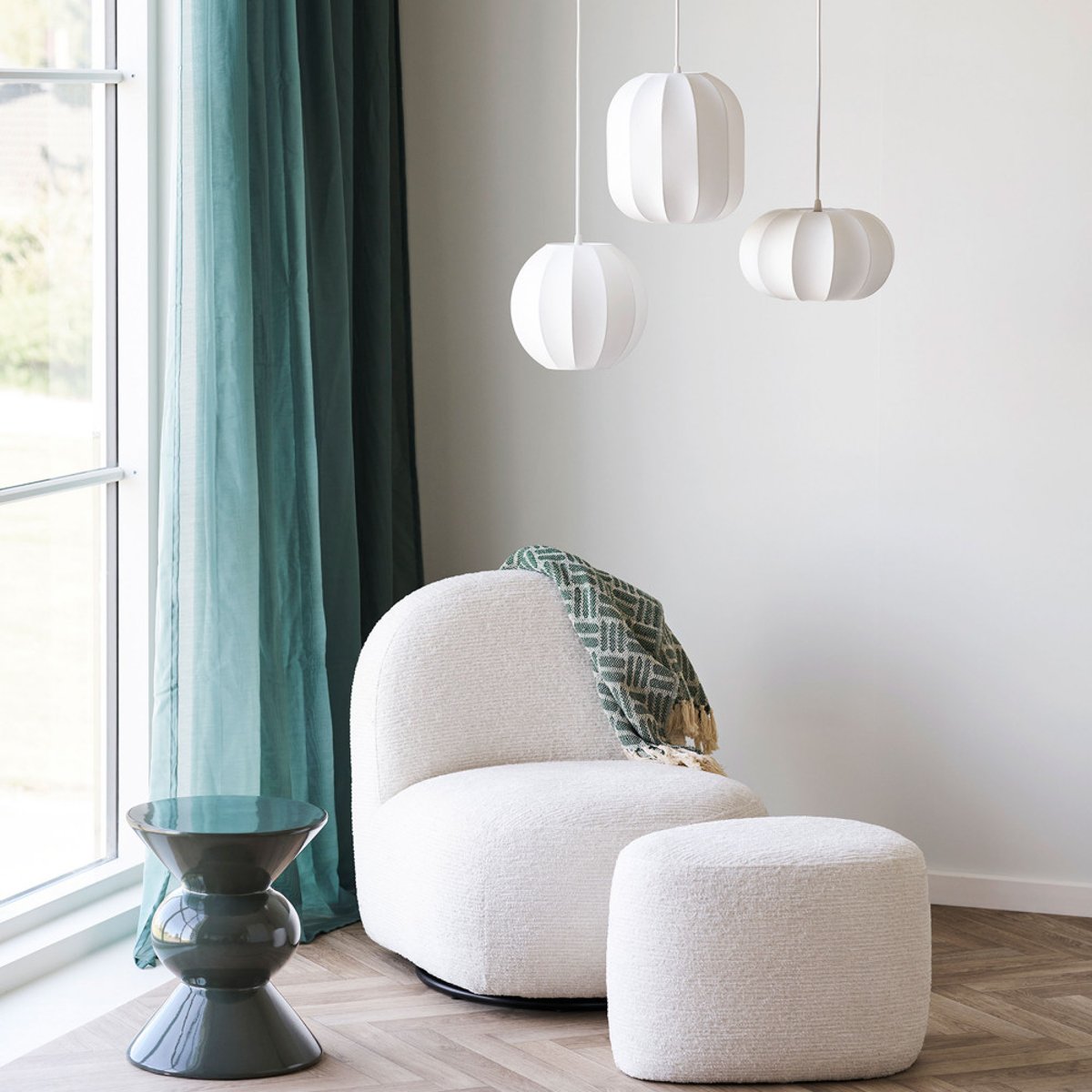 Suspension ronde en soie 25cm- CONVENTRY blanc, HOUSE NORDIC