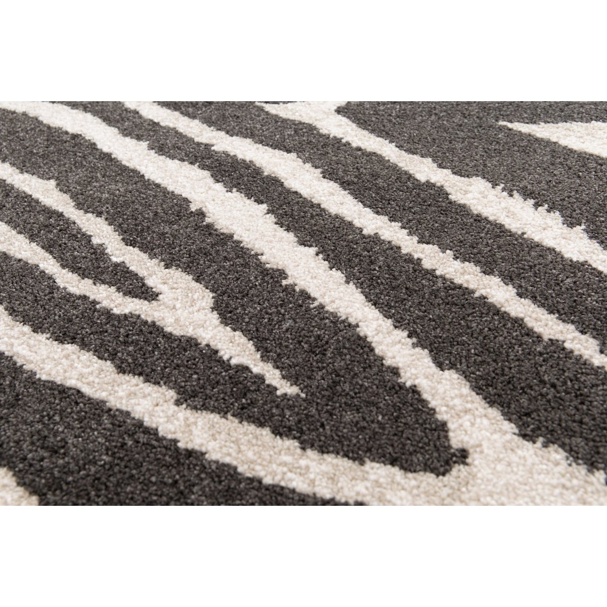 Tapis super doux effet zèbre BUFFON noir intense, AFK LIVING