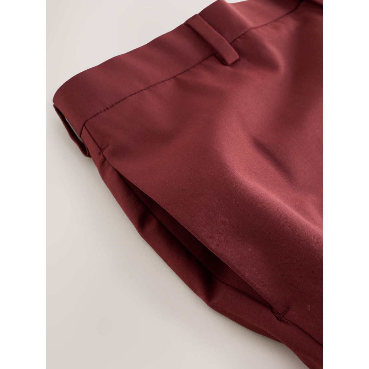 Pantalon de costume slim en laine motion flex marron rouille, NEXT