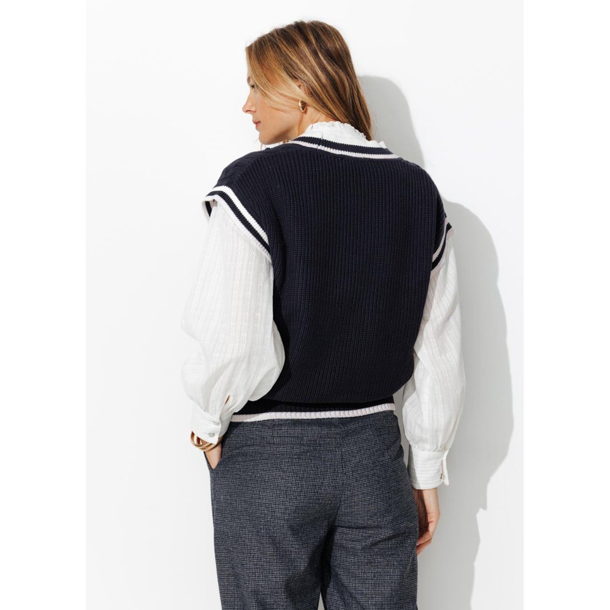 Pull torsadé sans manches marine, PROMOD