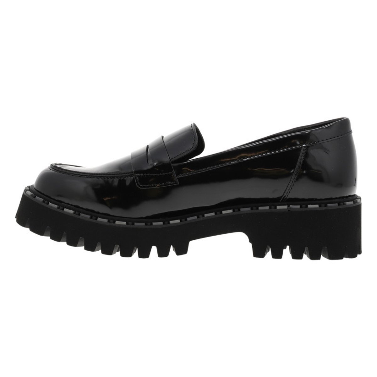 Mocassins noirs vernis avec un talon décroché bas et à slip-on noirs vernis, MUSTANG