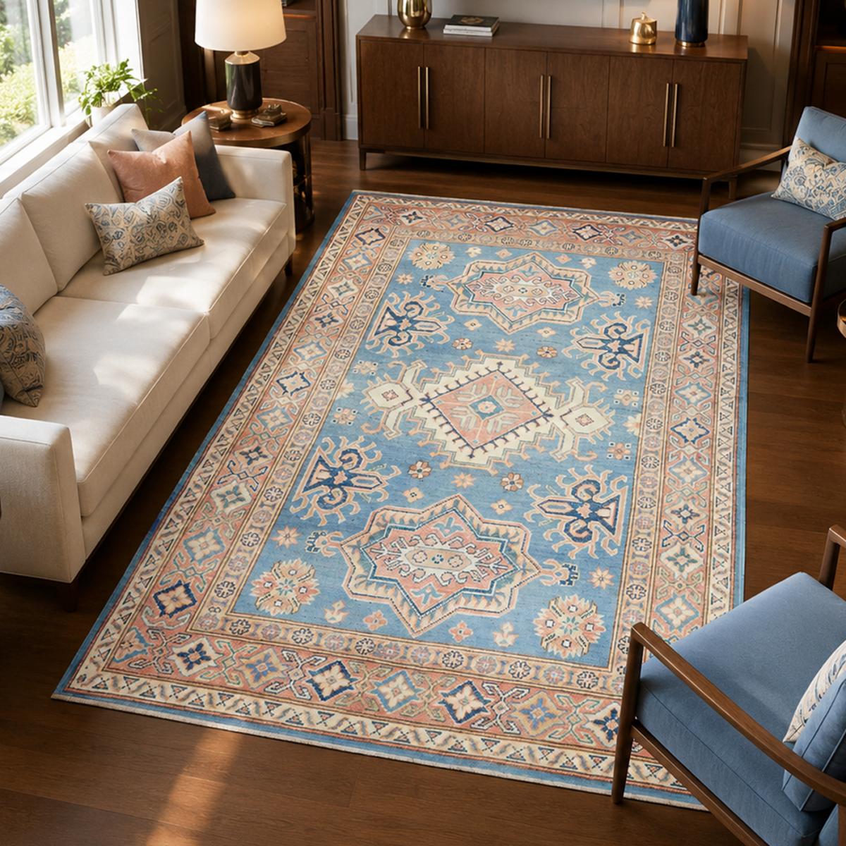 Tapis salon géométrique, laine naturelle, noué à la main, KAZAK CO 60 bleu, beige, rose, UN AMOUR DE TAPIS
