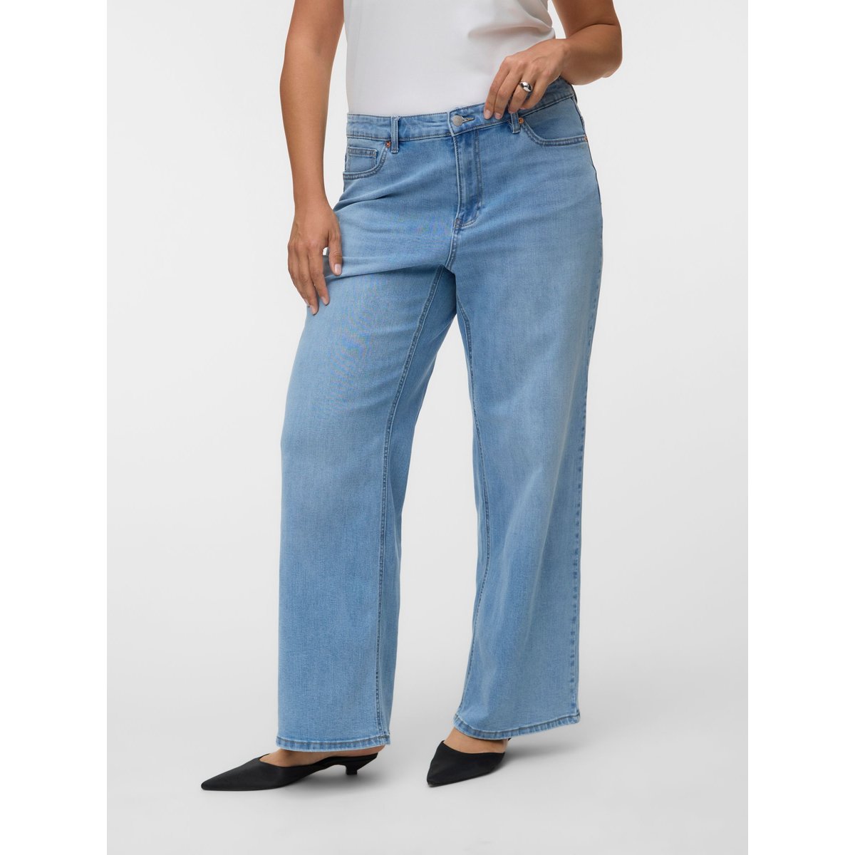 Jean À Coupe Large light blue denim, VERO MODA