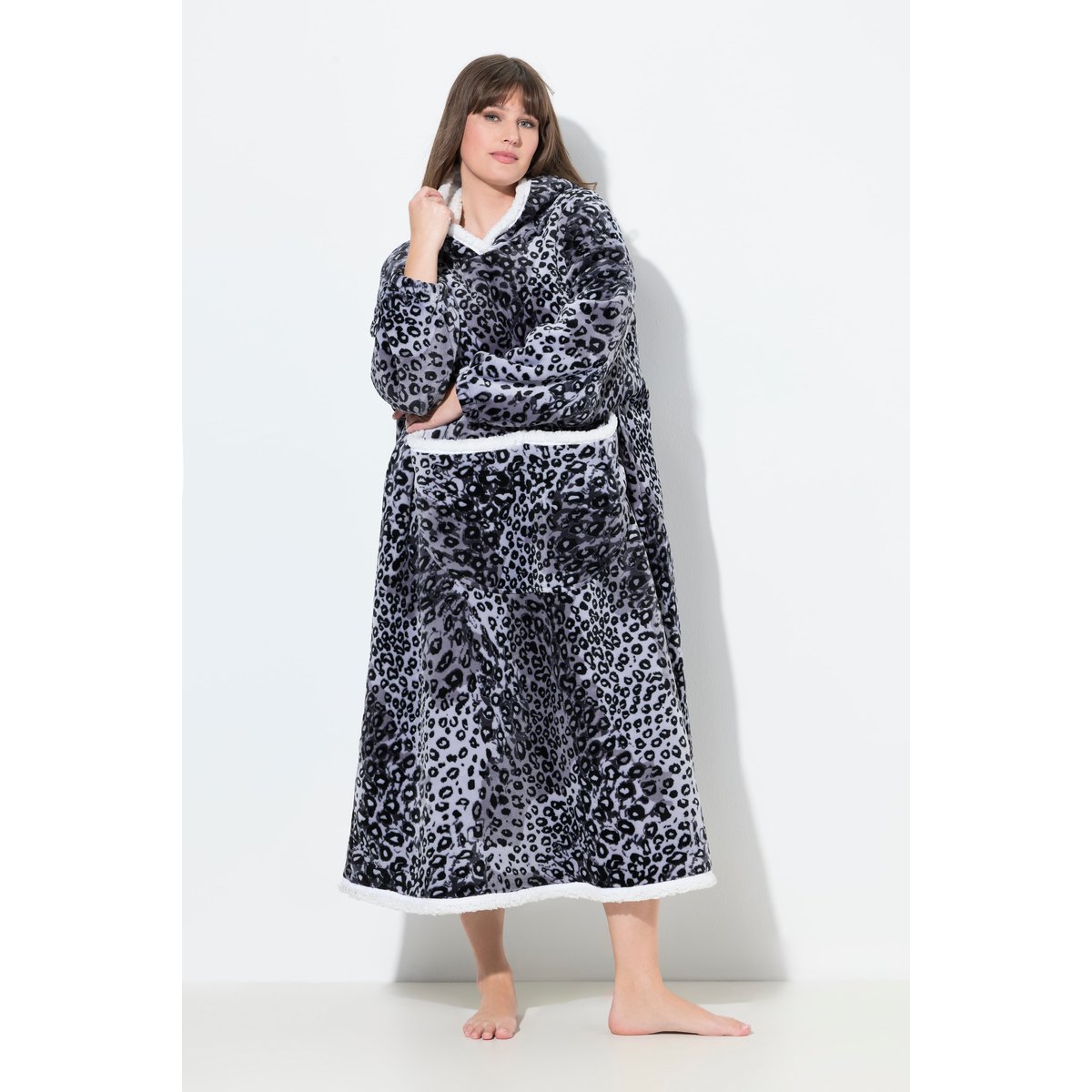 Poncho d'intérieur à capuche et gris foncé, ULLA POPKEN
