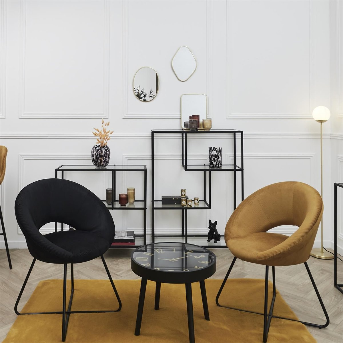 Table d'appoint avec horloge silencieuse LOUNGE noir, THE HOME DECO FACTORY