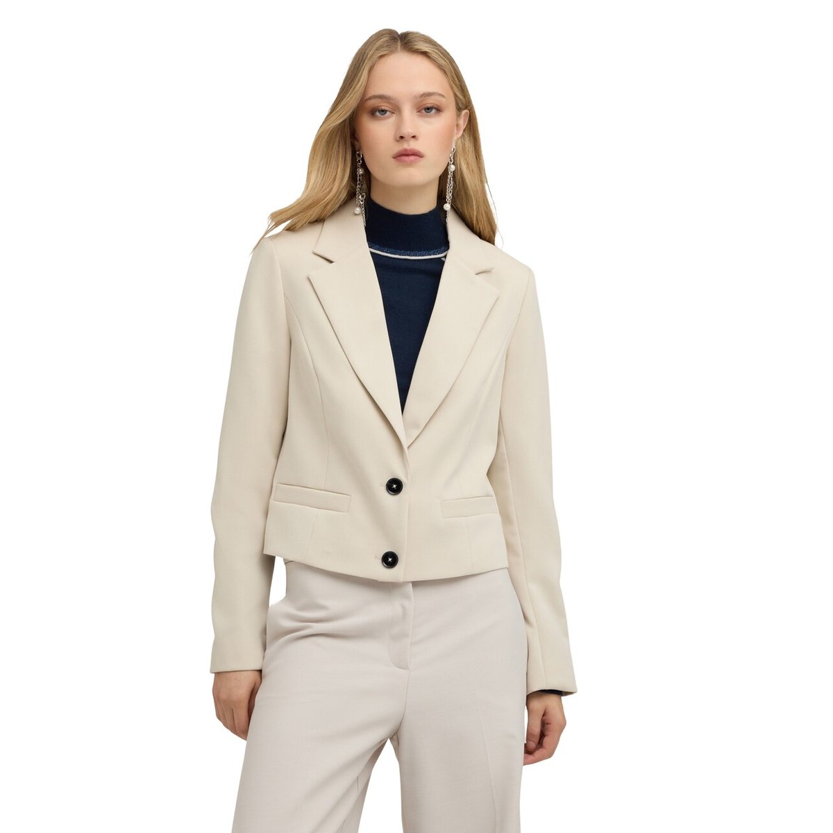 Blazer court avec revers blanc, MOTIVI