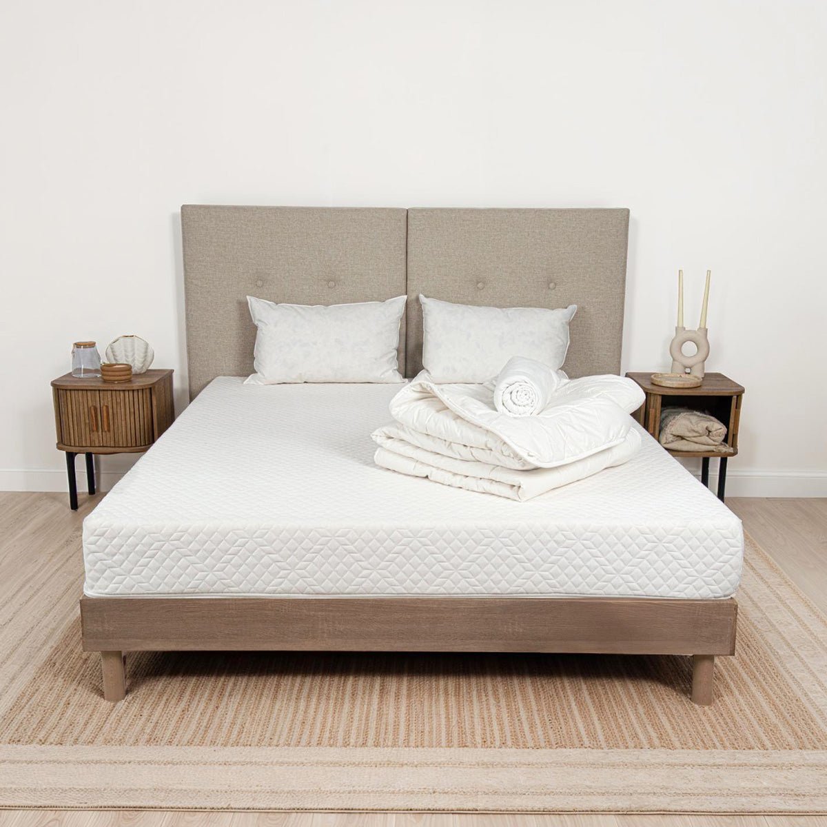 Pack Couette, Oreillers, Protège-matelas DOUX SOMMEIL couleur unique, BELLECOUR