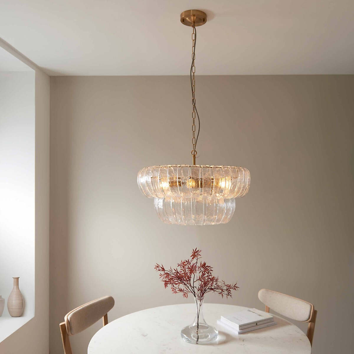 Marnie 6-Light Tiered Textured Glass Pendant Light brass, ÉDITÉ