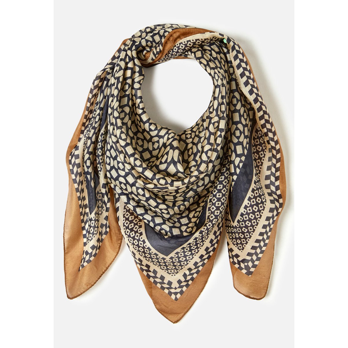 Foulard graphique pure soie marron graphique, DAMART