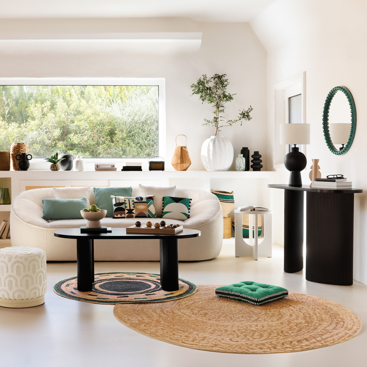 Table d’appoint piètement croisé en bois BLOOM ivoire, ATMOSPHERA
