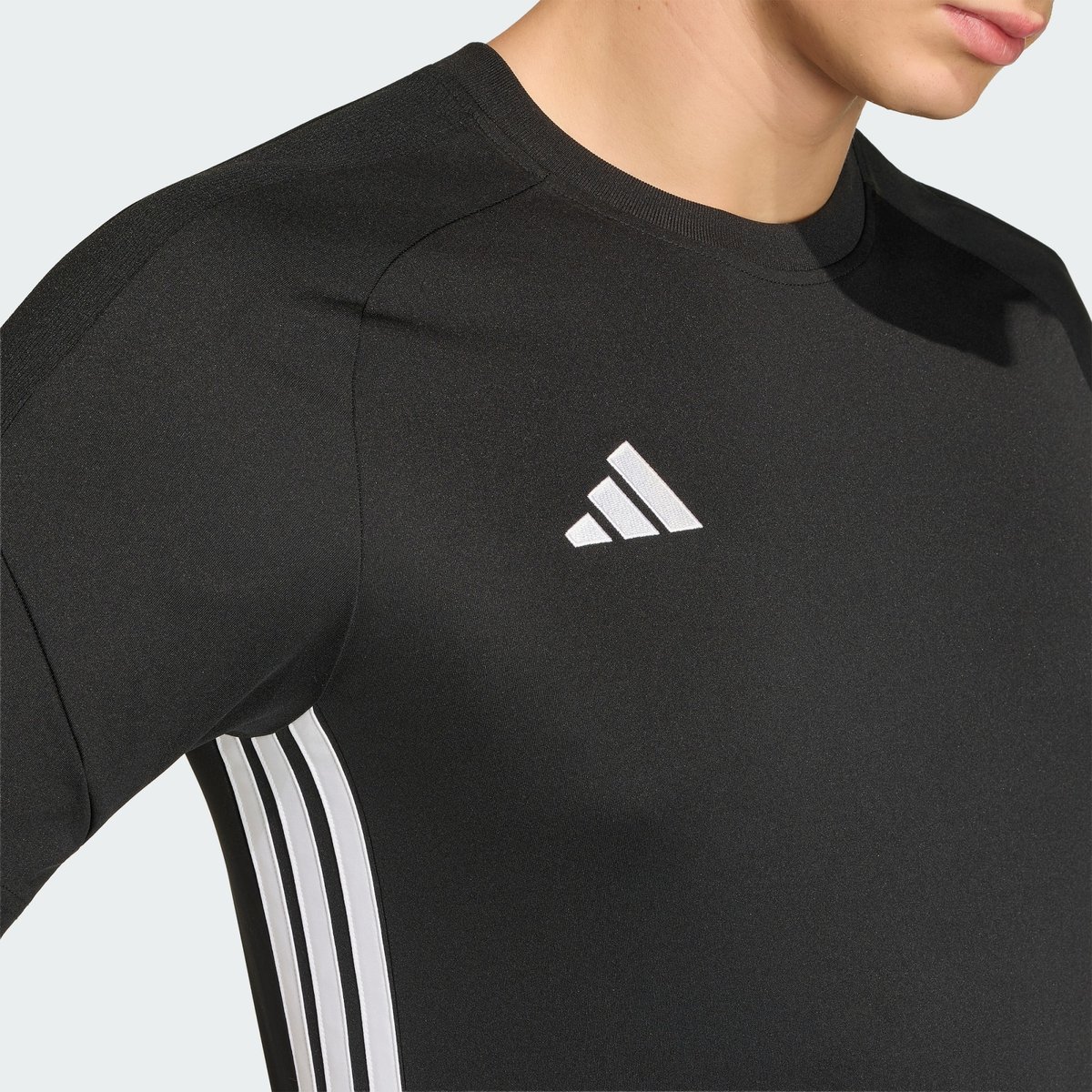 T-shirt de football, slim fit, en jersey, TIRO 26 ESSENTIALS black / black / white, adidas Performance
