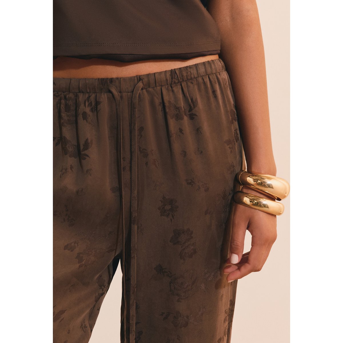 Pantalon fluide à motifs avec taille élastiquée HINI chocolat, ETAM