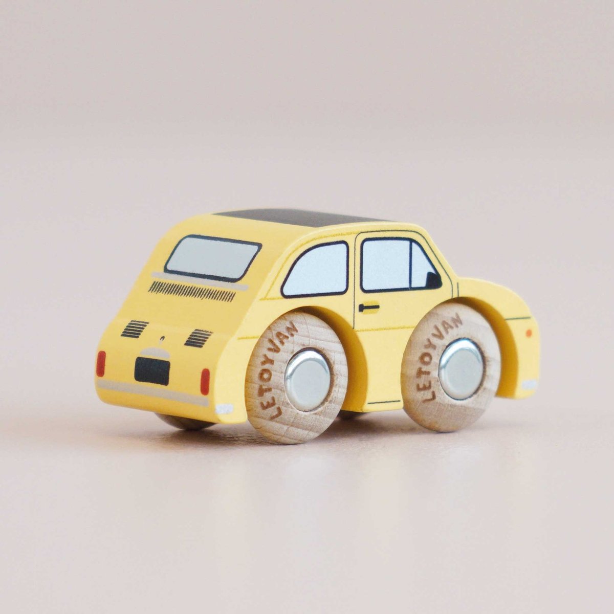 Mini voiture Fifi No 10 jaune, LE TOY VAN