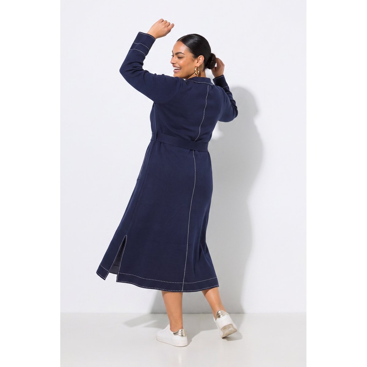 Robe maxi en maille, col chemise marine, ULLA POPKEN