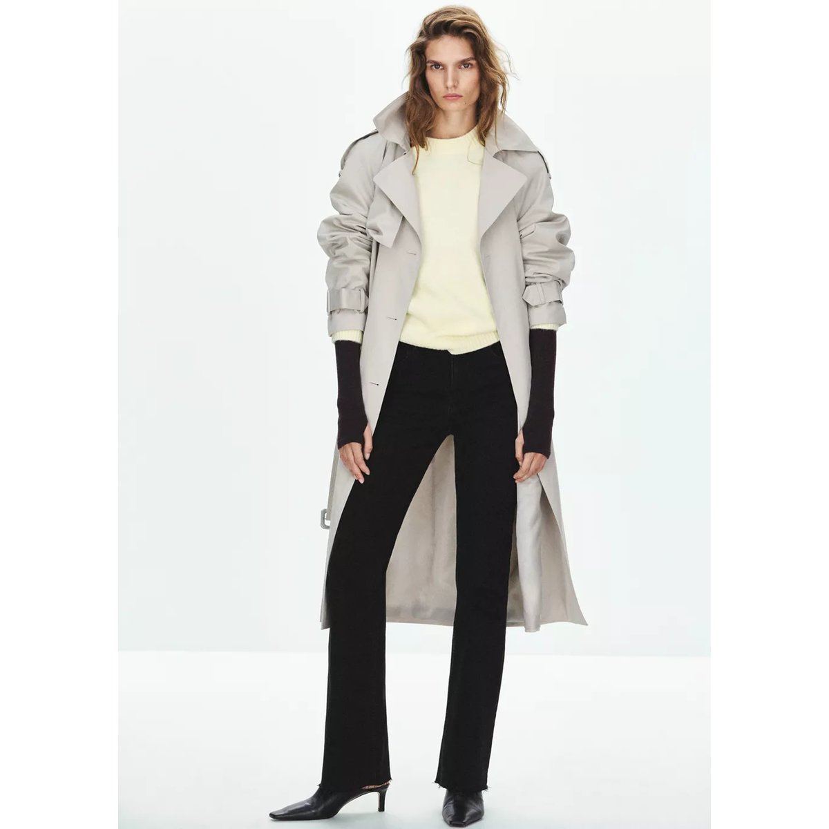 Jean évasé taille haute black denim, MANGO