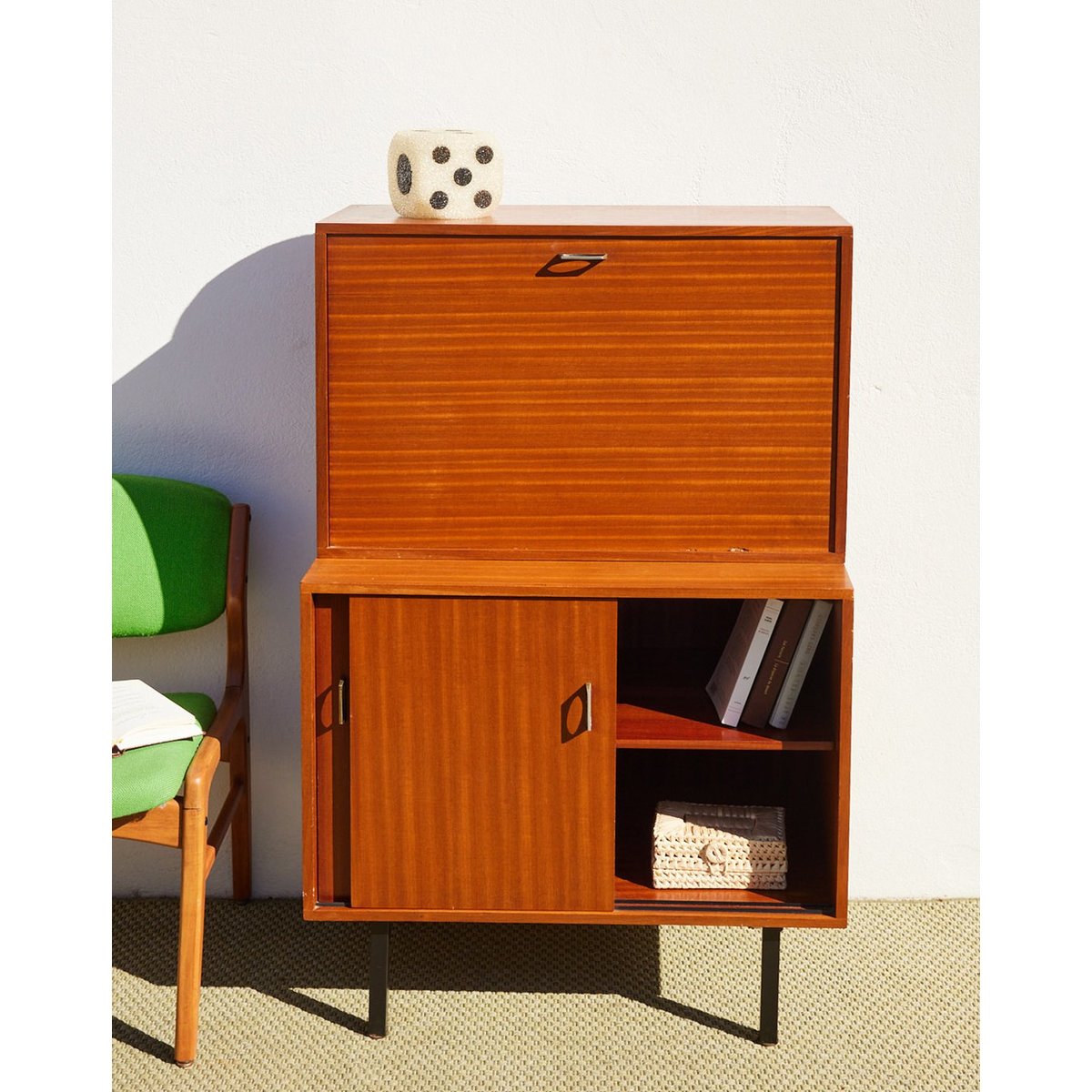 Buffet 2 corps en bois vintage Gustave N°1636 - Bon état bois clair, DEBONGOUT