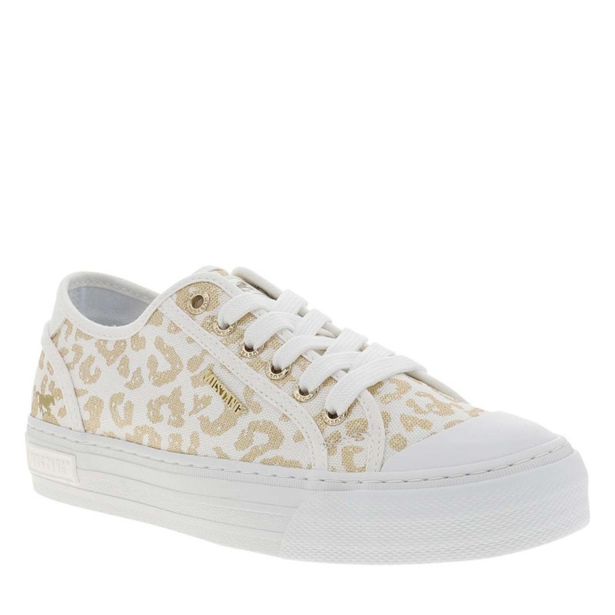 Tennis toile basse blanches avec un talon plat et des lacets blanc, MUSTANG