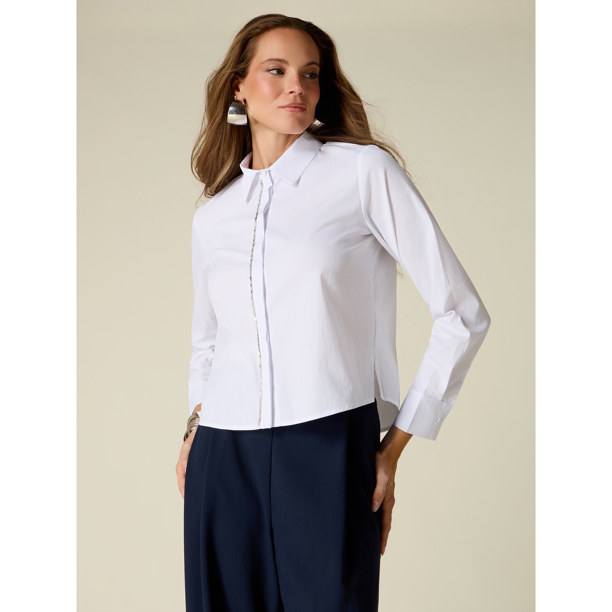 Chemise courte avec cristaux blanc, OLTRE