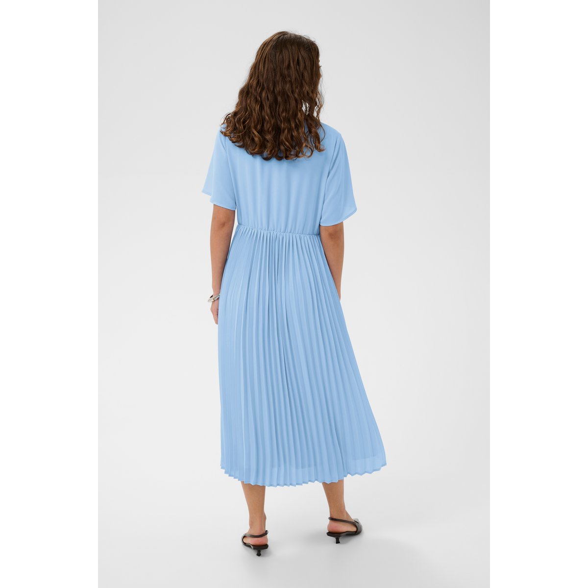 Robe bleu powder blue, CULTURE