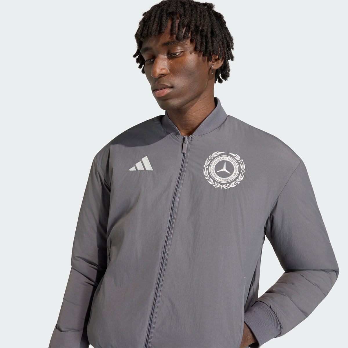 Veste Mercedes - Amg Petronas Formula 1 Team Silver Arrows Icon Hommes Veste Mercedes - Amg Petronas Formula 1 Team Silver Arrows Icon Hommes granite / off white, adidas Performance