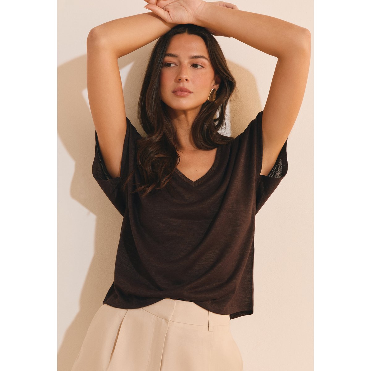 T-shirt manches courtes col V TANGO TS marron, ETAM
