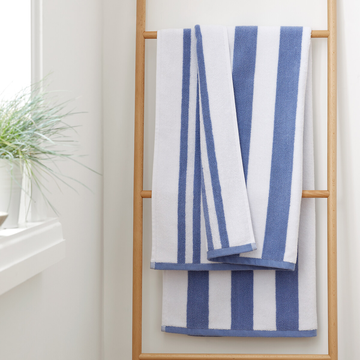 Reversible Stripe Cotton Jacquard Bath Sheet blue, BIANCA FINE LINENS