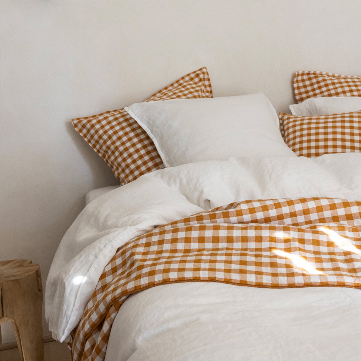 Plaid matelassé en coton et lin, PASSION VICHY curcuma, BLANC CERISE