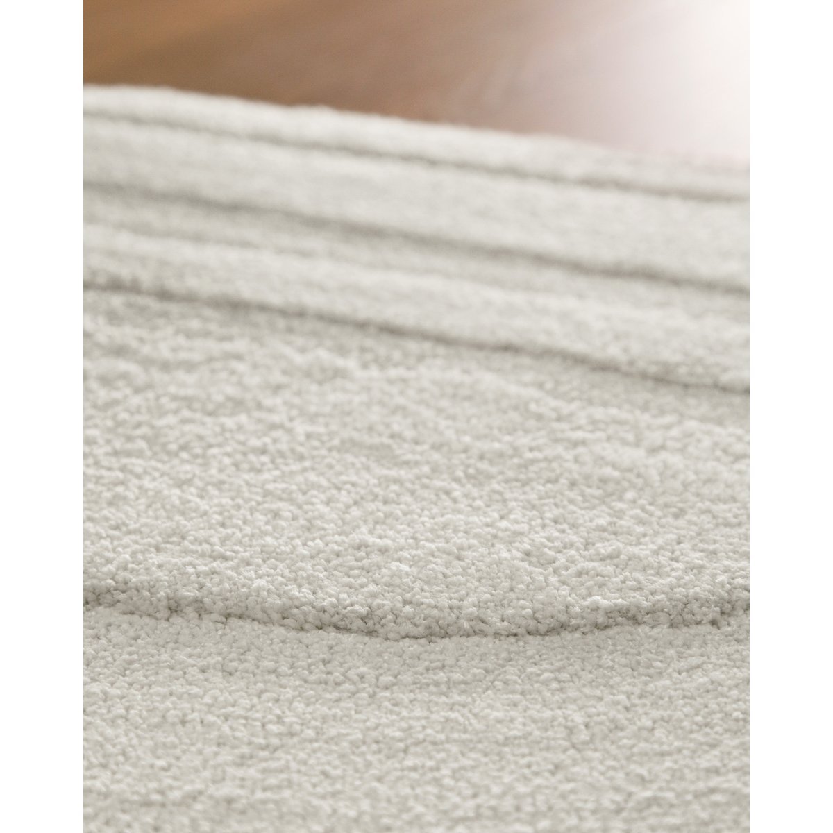Tapis de bain, lignes discrètes en relief , Marc blanc, WECON HOME