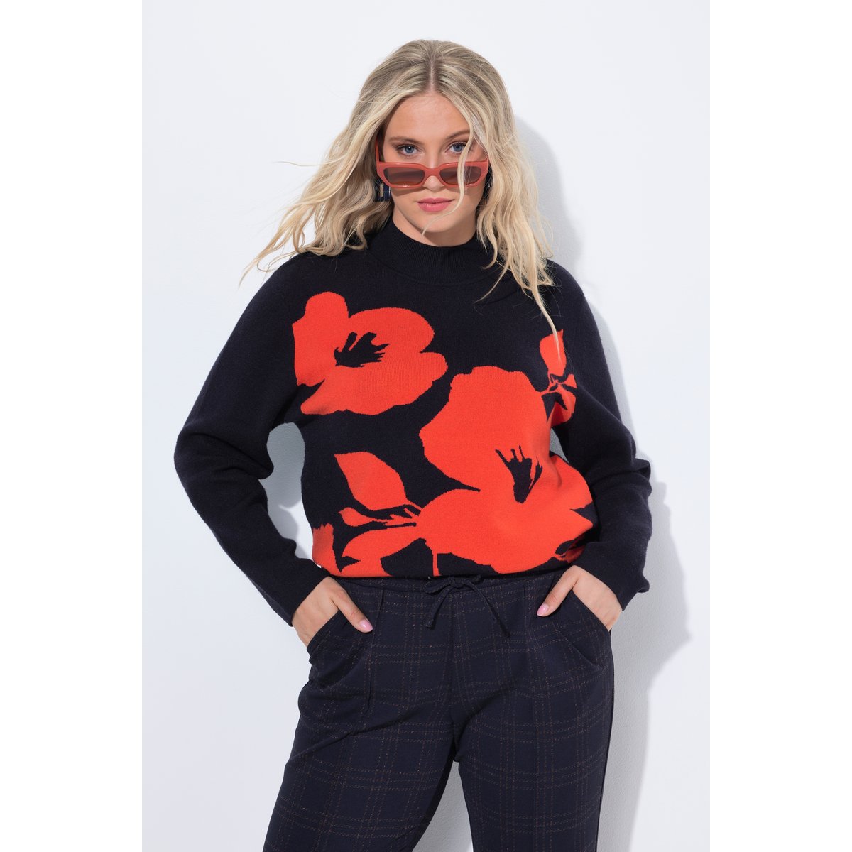 Pull, fleurs, oversize, col montant marine, ULLA POPKEN